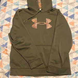 Under Armour Hoodie